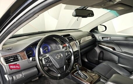 Toyota Camry, 2017 год, 2 035 000 рублей, 18 фотография