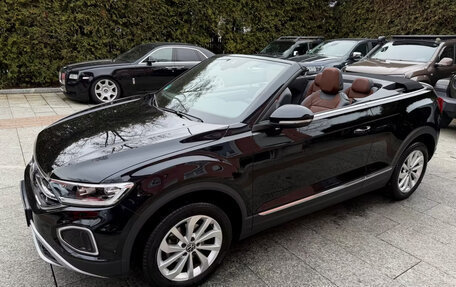 Volkswagen T-Roc I, 2022 год, 2 375 464 рублей, 1 фотография