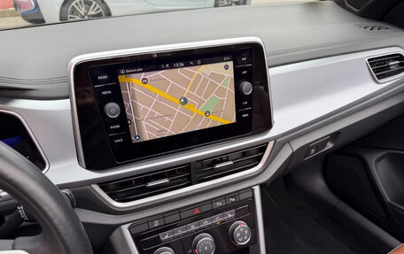 Volkswagen T-Roc I, 2022 год, 2 375 464 рублей, 9 фотография