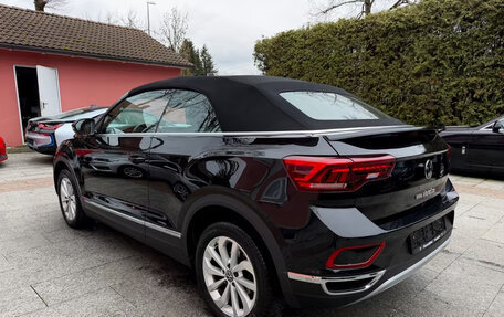 Volkswagen T-Roc I, 2022 год, 2 375 464 рублей, 4 фотография