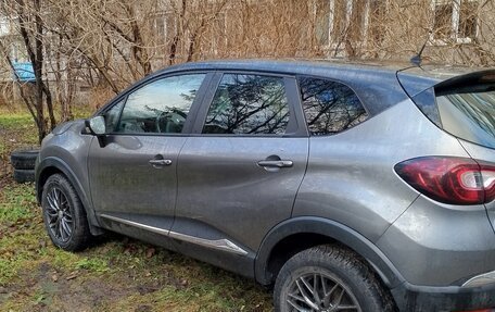 Renault Kaptur I рестайлинг, 2017 год, 1 490 000 рублей, 7 фотография
