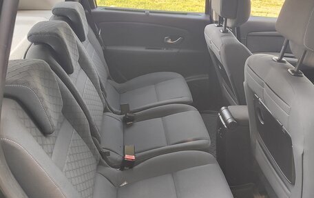 Renault Scenic III, 2010 год, 640 000 рублей, 7 фотография