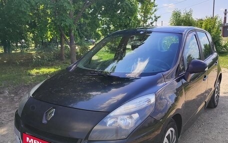 Renault Scenic III, 2010 год, 640 000 рублей, 2 фотография
