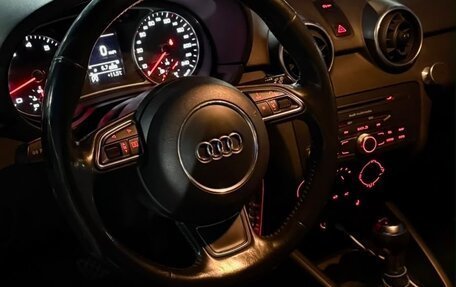 Audi A1, 2011 год, 1 490 000 рублей, 8 фотография