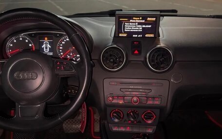 Audi A1, 2011 год, 1 490 000 рублей, 10 фотография
