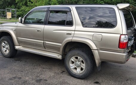 Toyota Hilux Surf III рестайлинг, 2001 год, 1 380 000 рублей, 3 фотография