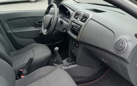 Renault Logan II, 2016 год, 430 000 рублей, 5 фотография