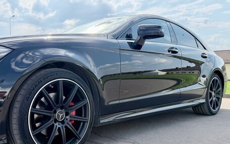 Mercedes-Benz CLS, 2016 год, 3 200 000 рублей, 14 фотография