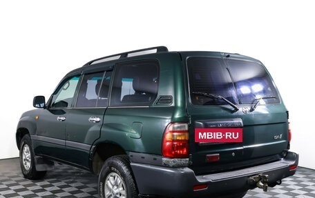 Toyota Land Cruiser 100 рестайлинг 2, 2001 год, 1 500 000 рублей, 8 фотография