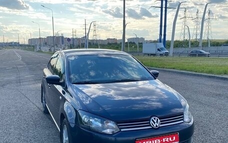 Volkswagen Polo VI (EU Market), 2011 год, 860 000 рублей, 1 фотография