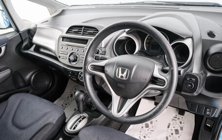 Honda Fit III, 2008 год, 669 000 рублей, 8 фотография