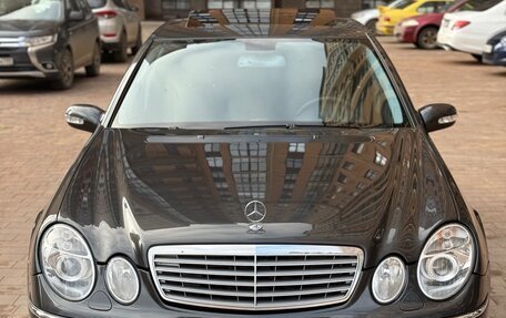 Mercedes-Benz E-Класс, 2004 год, 1 150 000 рублей, 13 фотография