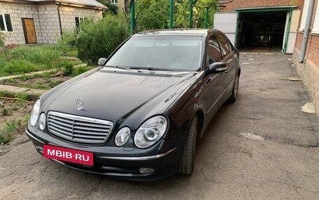 Mercedes-Benz E-Класс, 2004 год, 1 150 000 рублей, 9 фотография