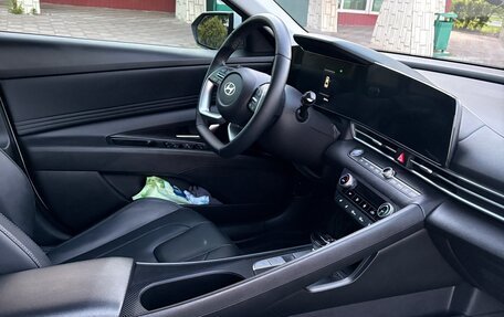 Hyundai Elantra, 2023 год, 2 250 000 рублей, 27 фотография