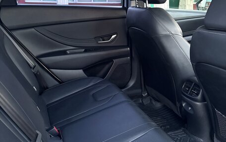 Hyundai Elantra, 2023 год, 2 250 000 рублей, 25 фотография
