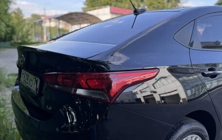 Hyundai Solaris II рестайлинг, 2019 год, 1 400 000 рублей, 3 фотография