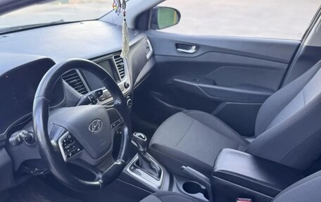 Hyundai Solaris II рестайлинг, 2019 год, 1 400 000 рублей, 8 фотография