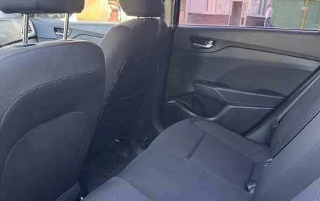 Hyundai Solaris II рестайлинг, 2019 год, 1 400 000 рублей, 15 фотография