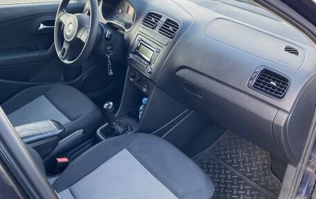 Volkswagen Polo VI (EU Market), 2011 год, 860 000 рублей, 9 фотография