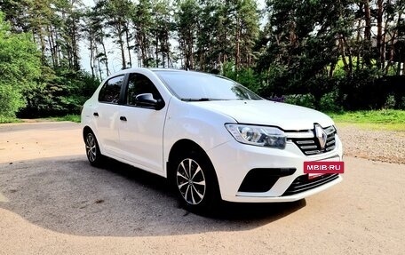 Renault Logan II, 2020 год, 700 000 рублей, 3 фотография