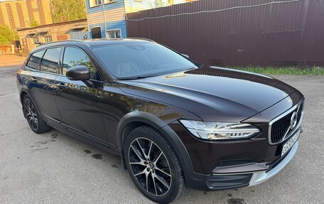 Volvo V90 Cross Country I рестайлинг, 2018 год, 3 600 000 рублей, 2 фотография