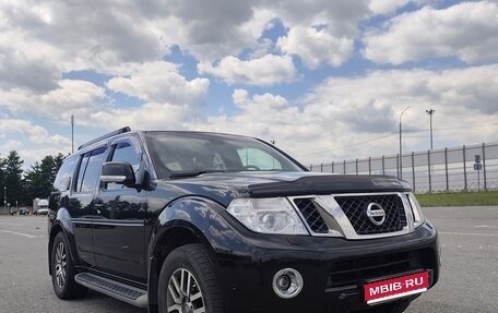 Nissan Pathfinder, 2013 год, 1 600 000 рублей, 1 фотография