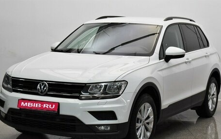 Volkswagen Tiguan II, 2018 год, 2 270 000 рублей, 1 фотография