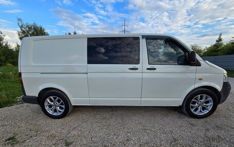 Volkswagen Transporter T5 рестайлинг, 2006 год, 1 380 000 рублей, 3 фотография