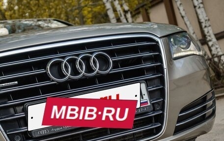 Audi A8, 2011 год, 2 090 000 рублей, 5 фотография