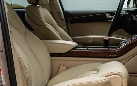 Audi A8, 2011 год, 2 090 000 рублей, 17 фотография