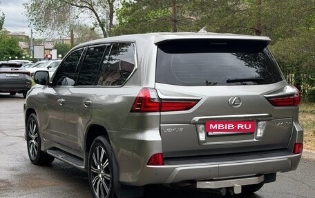 Lexus LX III, 2016 год, 5 950 000 рублей, 3 фотография
