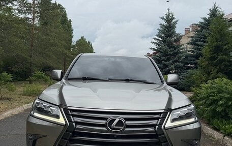 Lexus LX III, 2016 год, 5 950 000 рублей, 5 фотография