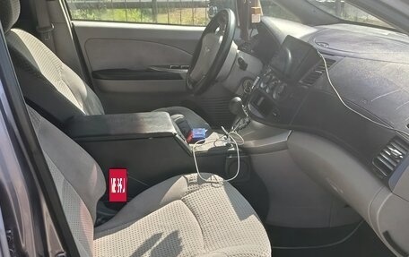 Mitsubishi Grandis, 2004 год, 600 000 рублей, 5 фотография