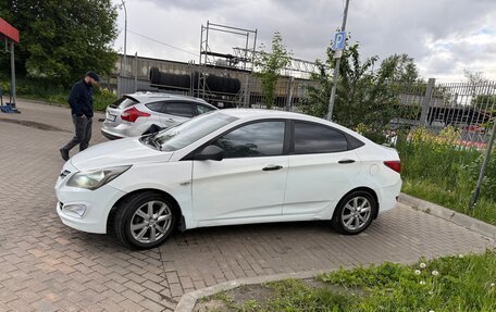 Hyundai Solaris II рестайлинг, 2015 год, 340 000 рублей, 6 фотография
