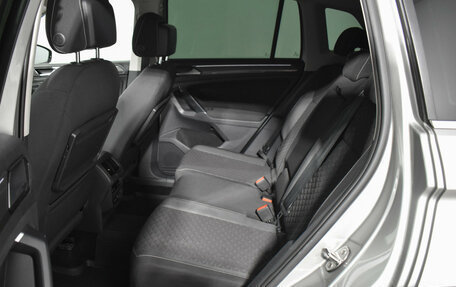 Volkswagen Tiguan II, 2018 год, 2 190 000 рублей, 12 фотография