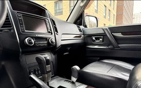 Mitsubishi Pajero IV, 2008 год, 1 430 000 рублей, 26 фотография