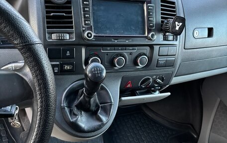 Volkswagen Transporter T5 рестайлинг, 2010 год, 1 580 000 рублей, 6 фотография