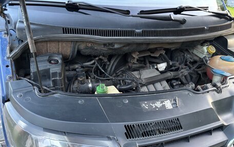 Volkswagen Transporter T5 рестайлинг, 2010 год, 1 580 000 рублей, 14 фотография