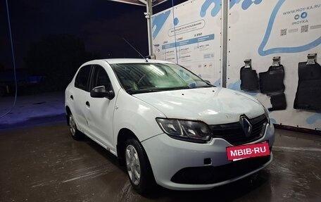 Renault Logan II, 2015 год, 380 000 рублей, 2 фотография