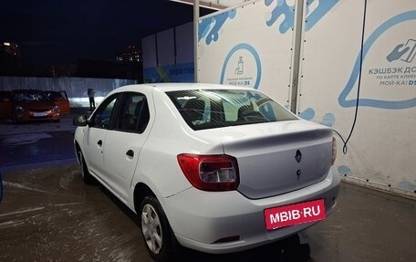Renault Logan II, 2015 год, 380 000 рублей, 4 фотография