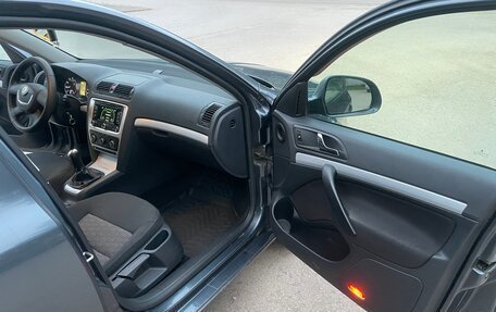 Skoda Octavia, 2010 год, 690 000 рублей, 14 фотография