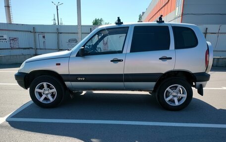 Chevrolet Niva I рестайлинг, 2005 год, 440 000 рублей, 3 фотография