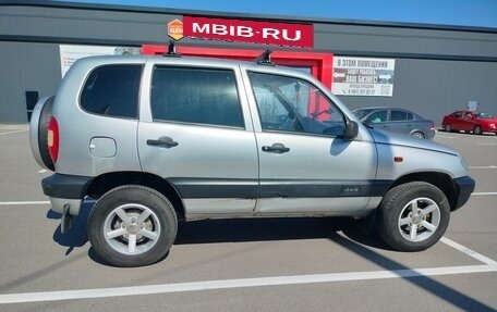 Chevrolet Niva I рестайлинг, 2005 год, 440 000 рублей, 8 фотография