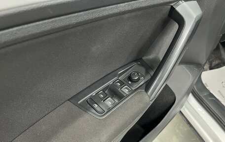 Volkswagen Tiguan II, 2019 год, 2 643 000 рублей, 8 фотография