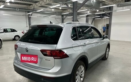 Volkswagen Tiguan II, 2019 год, 2 643 000 рублей, 4 фотография