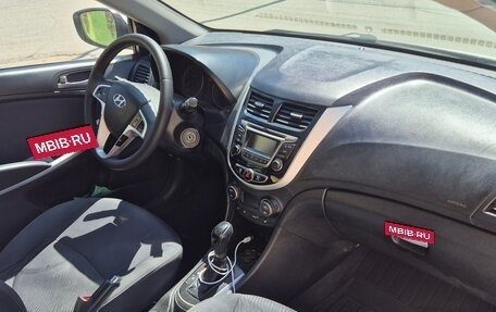 Hyundai Solaris II рестайлинг, 2016 год, 690 000 рублей, 10 фотография