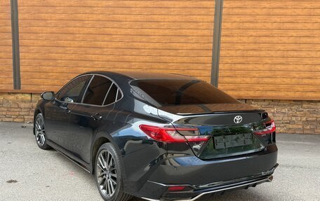 Toyota Camry, 2024 год, 3 780 000 рублей, 4 фотография