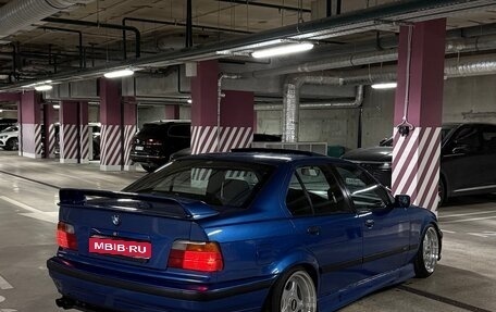 BMW 3 серия, 1992 год, 749 000 рублей, 1 фотография