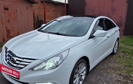 Hyundai Sonata VI, 2012 год, 1 250 000 рублей, 4 фотография