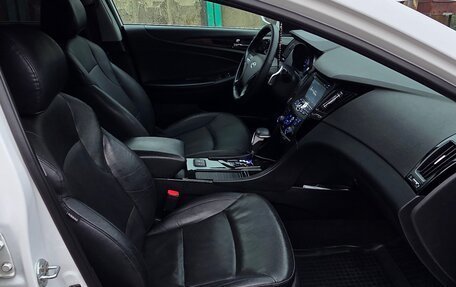 Hyundai Sonata VI, 2012 год, 1 250 000 рублей, 20 фотография